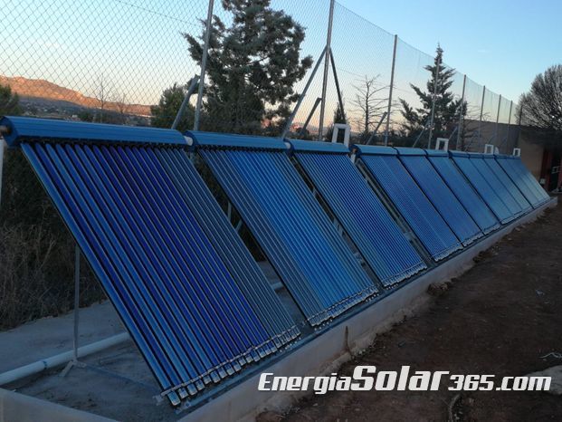 Instalación solar térmica tecnología tubos de vacío heat pipe