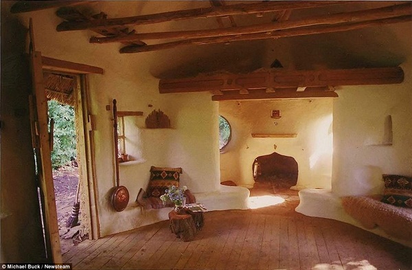 cob-house1.jpg