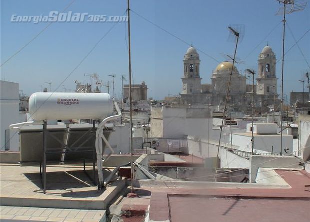 Instalación de energía solar térmica