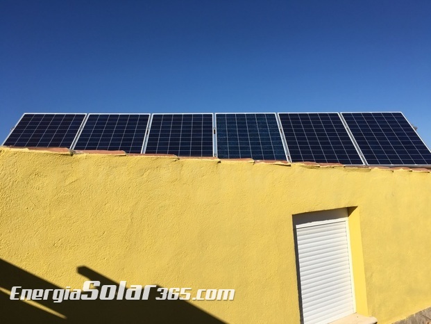 INSTALACIÓN FOTOVOLTAICA AISLADA