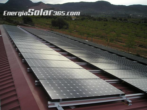 Instalación Solar Fotovoltaica sobre cubierta para Autoconsumo